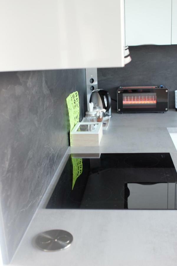 Air-Conditioned City View Apartment 24H Check-In Bratislava Ngoại thất bức ảnh