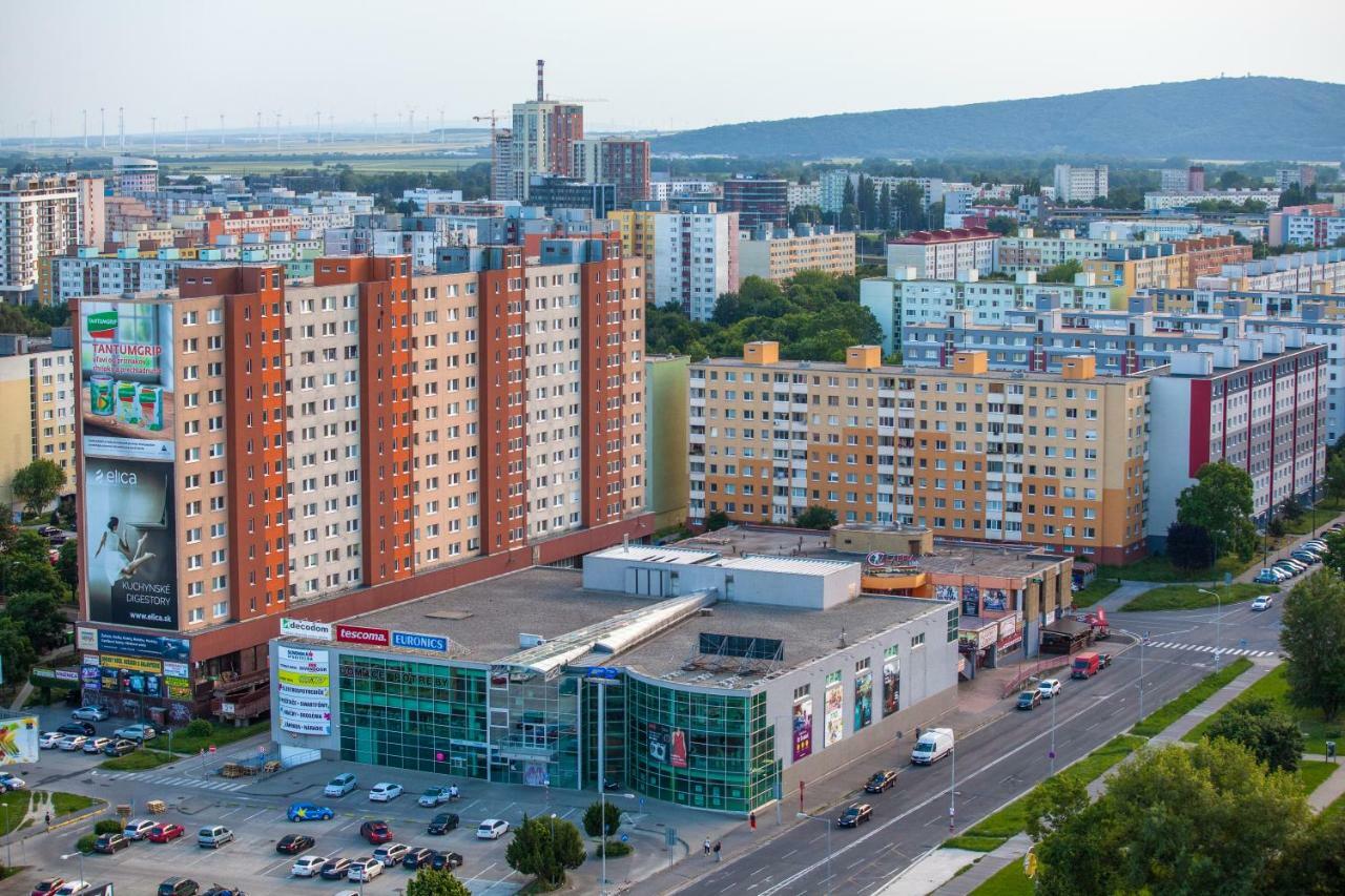 Air-Conditioned City View Apartment 24H Check-In Bratislava Ngoại thất bức ảnh