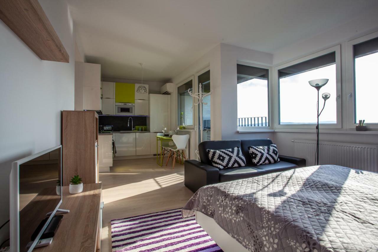 Air-Conditioned City View Apartment 24H Check-In Bratislava Ngoại thất bức ảnh