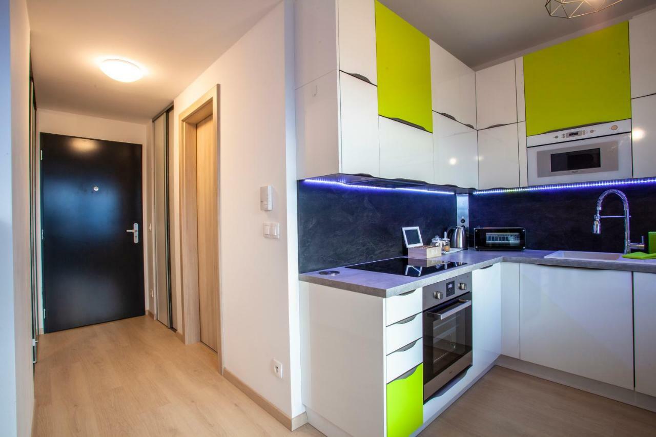 Air-Conditioned City View Apartment 24H Check-In Bratislava Ngoại thất bức ảnh